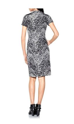 Платье, серо-кремовое - Patrizia dini фото 4