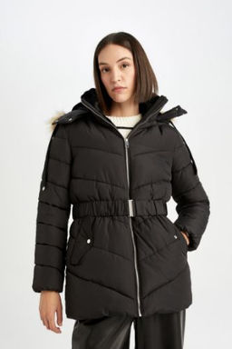 Su Itici Puffer Sisme Mont Ruzgar Gecirmez Kapusonlu Ici Suni Kurklu Kapitoneli Kemerli Hafif Uzun