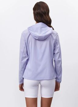 T3369-20 Ветровка женская