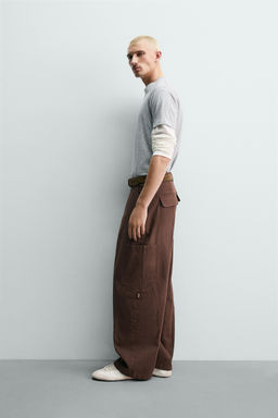 PANTALON CARGO BALLOON FIT COSTURAS / Marr?n - Zara фото 4