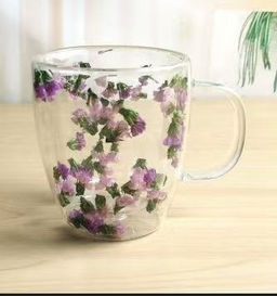 Кружка с двойными стенками с цветами (бутоны) 350 мл арт.MFK21206 (МФК)