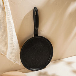 Сковорода блинная SL Home, d=22 см, h=1.6 см, кованый алюминий, антипригарное покрытие, индукция, чёрная