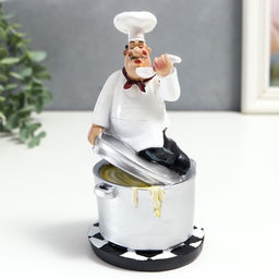 Фигурка полистоун «Повар на кастрюле: снимает пробу», 18.3×9×9.3 см