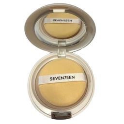 Пудра для лица компактная шелковая Natural Silky Compact Powder, 03 карамель