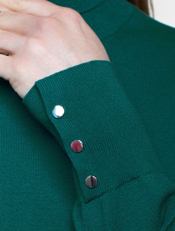 D34.197 Свитер женский зеленый