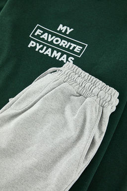 Yesil Regular Fit Bask?l? Orme Pijama Tak?m? TMNAW22PT0759