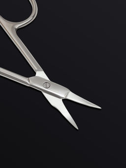 Ножницы маникюрные «Премиум», для кутикулы, загнутые, узкие, 9.3 см, на блистере