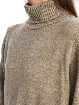 Bal?k?? Yaka D?z Uzun Kollu Oversize Kad?n Triko Elbise