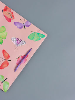 Пакет подарочный ламинированный «Крылья счастья», розовый, 26×12×32 см