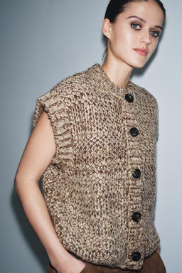 THICK KNIT VEST - Zara фото 6