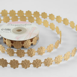 Цена за 2 шт. Лента фигурная Цветок, 18 мм, 9 0,5 м, цвет бежевый