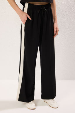 TRENDYOLMILLA Siyah Renk bloklu Straight Esnek Orme Pantolon TWOSS25PL00071  фото 4