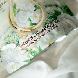 Кондиционер д/белья Концентрированный Парфюмированный "Весенняя Магнолия" HYGIENE, 1100 мл