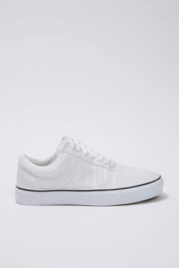 Trendyol Shoes Siyah Bagc?kl? Kontrast Kad?n Spor Ayakkab? TAKAW25SN00068