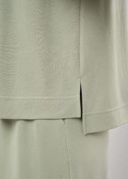 256829/169з Джемпер женский (ЧЗ)