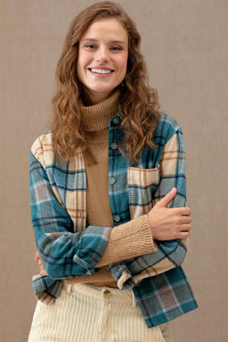 Женская мятная рубашка с длинным рукавом