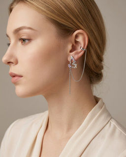 Стильные серьги