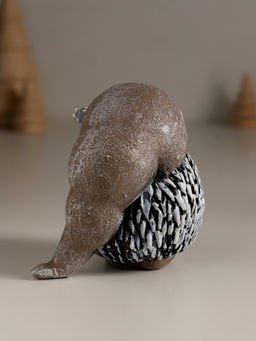 Фигурка полистоун «Ёжик в длинном колпаке», 8×5.7×8 см, МИКС