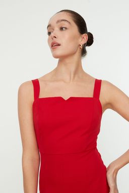 K?rm?z? Vucudu Saran Y?rtmacl? Ask?l? Midi Kalem Etek Dokuma Elbise TWOSS19BB0216