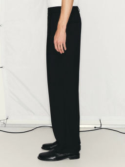 Брюки с защипами relax fit / Zarina  фото 3