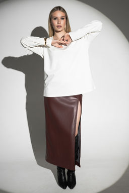 Лонгслив с V- образным вырезом