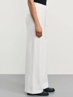 Широкие трикотажные брюки из вискозы / Zarina фото 3