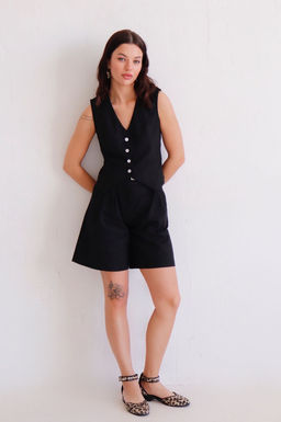 12728 Костюм из жилета и шорт чёрный - Martichelli фото 5