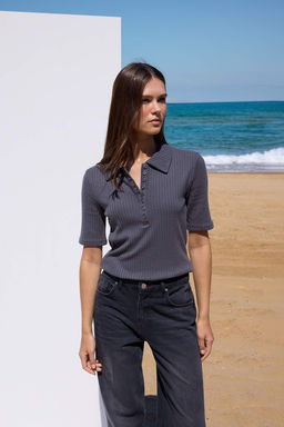 Ekru More Sustainable Fitted/Vucuda Oturan Dugmeli Esnek Orme Bluz TWOAW26BZ00228 - Trendyolmilla фото 6