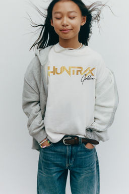 KPOP DEMON HUNTERS NETFLIX  PRINTED T-SHIRT - Zara фото 5