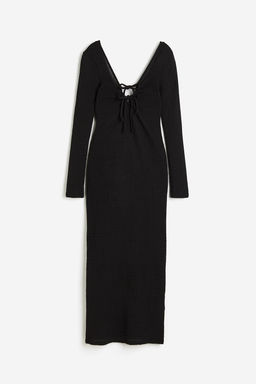Vestido de punto con textura y lazada