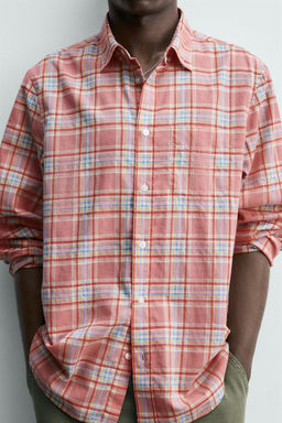 CAMISA REGULAR FIT CUADROS / Rosa - Zara фото 6