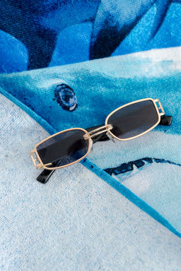 Полотенце пляжное  махровое 70*140, 100 % хлопок, Акулы