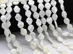 Бусины из перламутра ракушка 10*12мм, цв.белый, 37см, 30 бусин Радуга камня