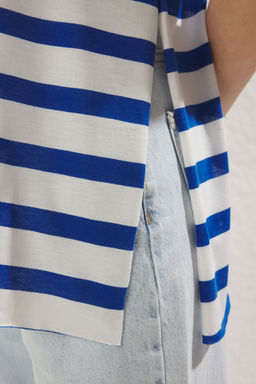 Mavi Cizgili Duble Kol Asimetrik Boyfriend Orme T-Shirt TWOSS20TS0828