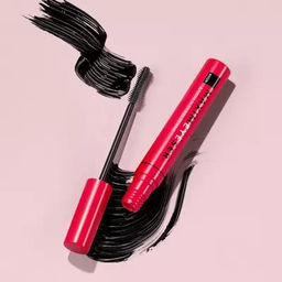 Скраб для тела с экстрактами ромашки и крапивы Банный день, 150 мл