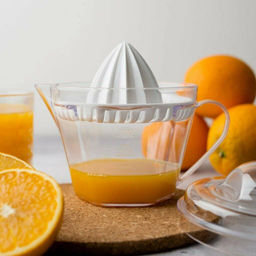 Соковыжималка "Витамин" М6229