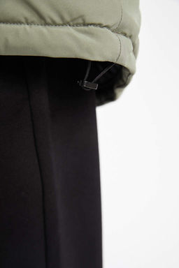 Водоотталкивающее водонепроницаемое пальто приталенного кроя DeFactoFit с флисовой подкладкой и капюшоном  фото 9