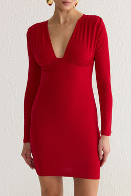 Trendyolmilla K?rm?z? Vucuda Oturan V Yaka Orme S?k K?sa Elbise TPRSS25EL00006 фото 3