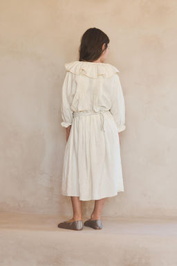 6-10 A?OS/ BLUSA PLIEGUES PUNTILLA ALGOD?N LINO LIMITED EDITION / Crudo - Zara фото 4