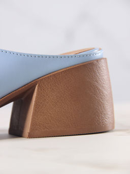 Сабо 5200.23663br.Голубая виктория+коричневый