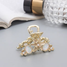 Цена за 6 шт. Крабик для волос «Хлоя галант», цветы, 4 см, золото