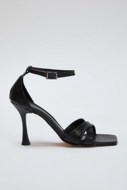 Trendyol Shoes Beyaz Capraz Bantl? Ince Topuklu Kare Burun Kad?n Klasik Topuklu Ayakkab? TAKSS25TO00001 - Trendyolmilla фото 10