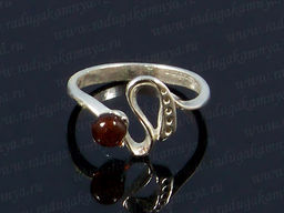 Кольцо с янтарём в посеребрении шарик 5мм коньячный