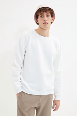 Beyaz Oversize/Genis Kesim Uzay Bask?l? Ici Polar/S?cak Tutan Sweatshirt TMNAW22SW1650
