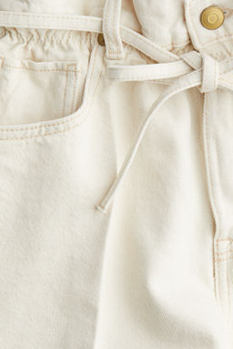 Pantal?n corto paper bag en denim High Rise - H&m фото 3
