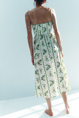 Vestido de tirantes espagueti con vuelo - H&m фото 4