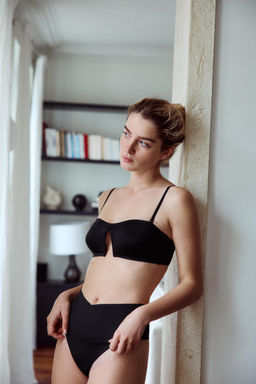 POLYAMIDE BLEND BRA WITH APPLIQU_ - Zara фото 11