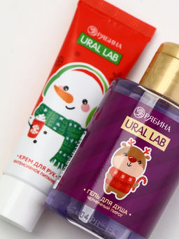 Подарочный набор новогодний Снеговик, гель для душа, кружка, мочалка и крем для рук, URAL LAB