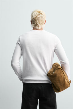 RIBBED T-SHIRT WITH BUTTONED NECKLINE - Zara фото 3