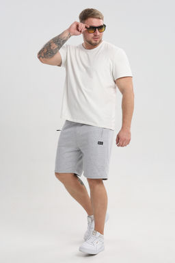 16 Шорты мужские